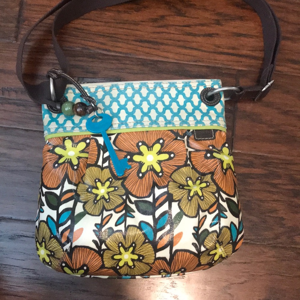 A Key-per Fossil Purse